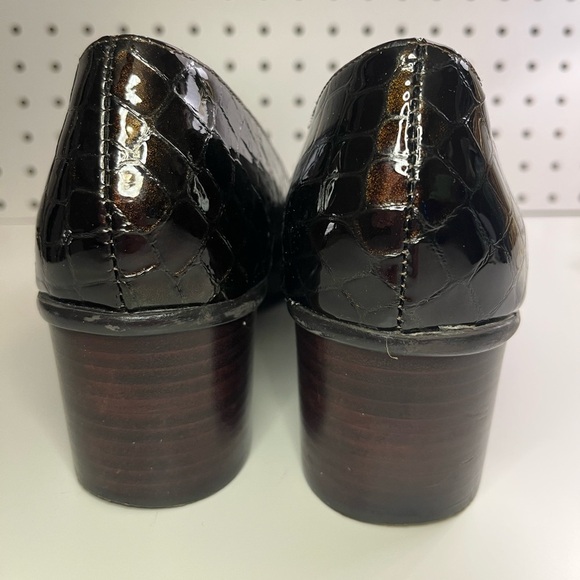 Liz Claiborne Jester Heeled Loafers Size 10M Buckle Block Heel Patent Leather - Picture 10 of 16